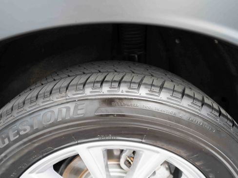 Used 2024 Honda CR-V EX image 30