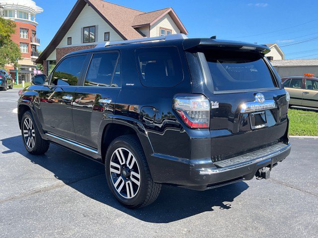 Used 2016 Toyota 4Runner Limited AWD/4WD image 3