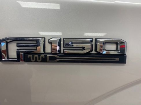 Used 2018 Ford F150 King Ranch w/ Equipment Group 601A Luxury image 19