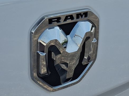Used 2023 RAM 1500 Big Horn AWD/4WD image 32