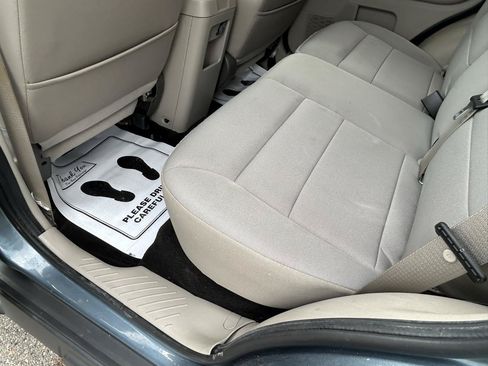 Used 2012 Ford Escape XLT AWD/4WD image 9