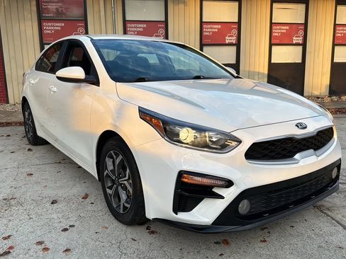 Used 2021 Kia Forte LXS image 1