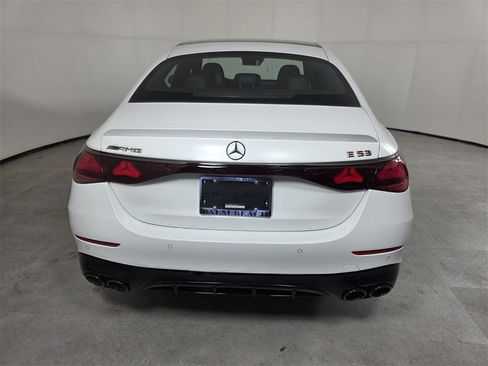 New 2026 Mercedes-Benz E 53 AMG e 4MATIC Sedan image 5