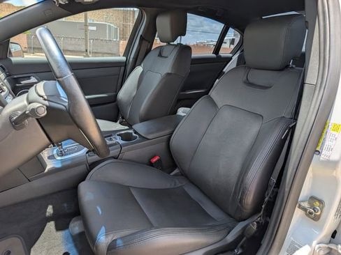 Used 2009 Pontiac G8 GT w/ Premium Package RWD image 21
