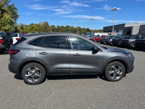 New 2026 Ford Escape ST-Line Select w/ Equipment Group 401A image 6