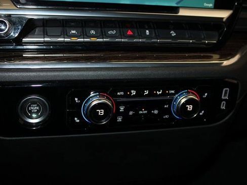 Used 2024 GMC Sierra 1500 Elevation w/ LPO, Elevation Black Package image 11