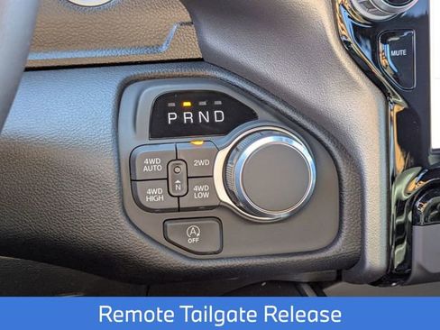 New 2026 RAM 1500 Big Horn AWD/4WD image 20