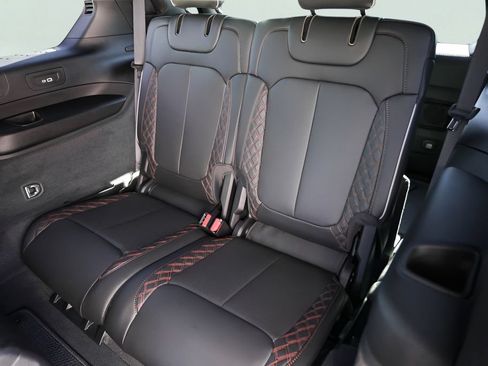 Used 2026 Jeep Grand Cherokee L Summit w/ Obsidian Package AWD/4WD image 28