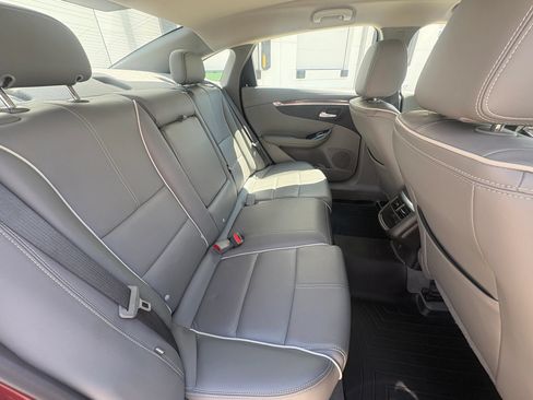 Used 2017 Chevrolet Impala Premier FWD image 36