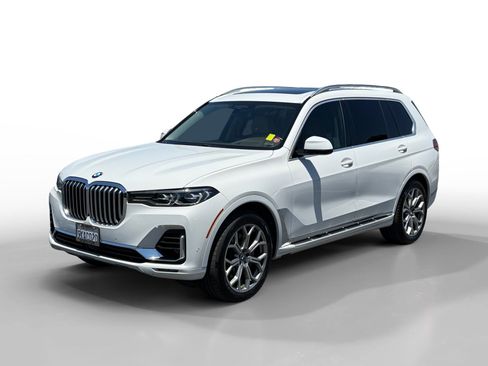 Used 2019 BMW X7 xDrive50i w/ Luxury Seating Package image 1