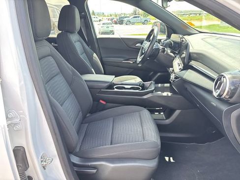 Certified 2025 Chevrolet Equinox LT AWD/4WD image 23