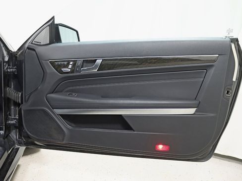 Used 2016 Mercedes-Benz E 550 Coupe image 31