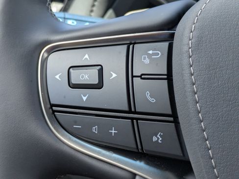 Used 2023 Lexus LS 500 w/ Interior Upgrade Package image 23