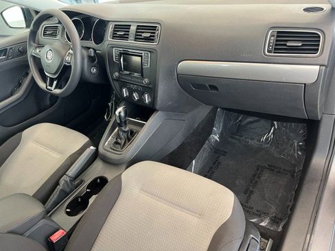 Used 2017 Volkswagen Jetta S FWD image 15