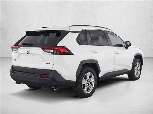 Certified 2020 Toyota RAV4 XLE w/ Convenience Package FWD image 7