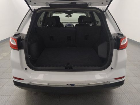 Used 2020 Chevrolet Equinox LT FWD image 29