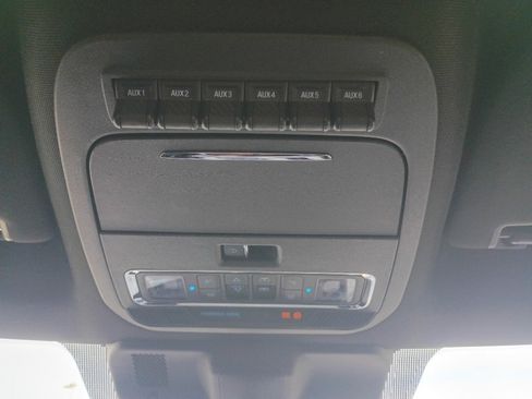 Used 2023 Ford F250 Platinum w/ Tremor Off-Road Package AWD/4WD image 19