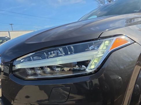 Certified 2024 Volvo XC90 B5 Plus image 44