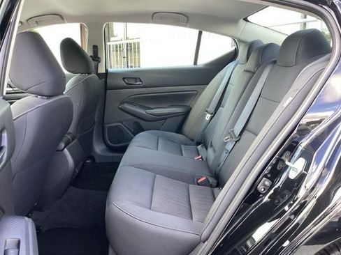 Used 2025 Nissan Altima 2.5 SV FWD image 25