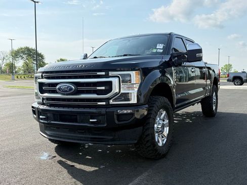 Used 2020 Ford F250 Platinum AWD/4WD image 3