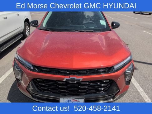 Certified 2024 Chevrolet Trax ACTIV w/ Sunroof Package FWD image 8