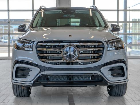 New 2026 Mercedes-Benz GLS 450 4MATIC image 11