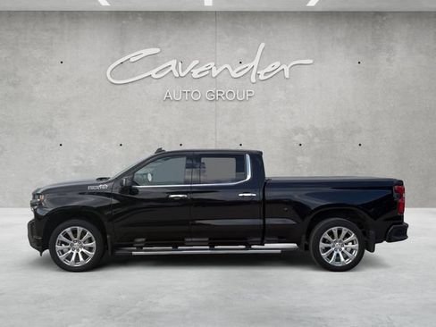 Used 2019 Chevrolet Silverado 1500 High Country w/ Technology Package AWD/4WD image 13