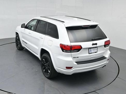 Used 2021 Jeep Grand Cherokee Laredo X AWD/4WD image 48