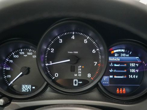 Certified 2026 Porsche Macan AWD/4WD image 24