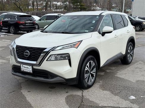 Used 2023 Nissan Rogue SV image 8