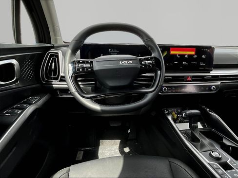 New 2026 Kia Sorento S w/ S Panoramic Sunroof Package FWD image 9