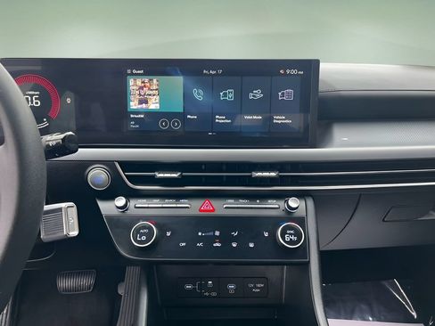 Used 2025 Hyundai Sonata SEL FWD image 19