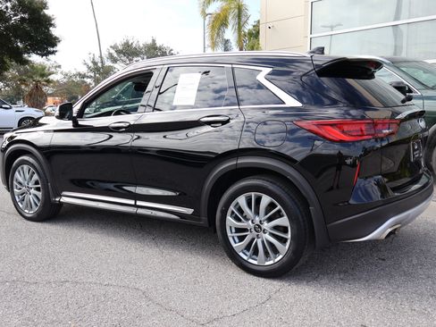 Certified 2023 INFINITI QX50 Luxe w/ Accent Package image 7
