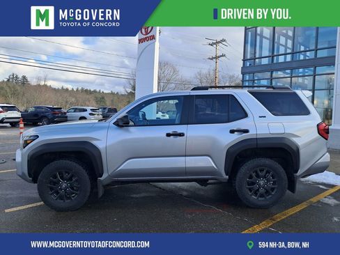 Used 2025 Toyota 4Runner SR5 image 2
