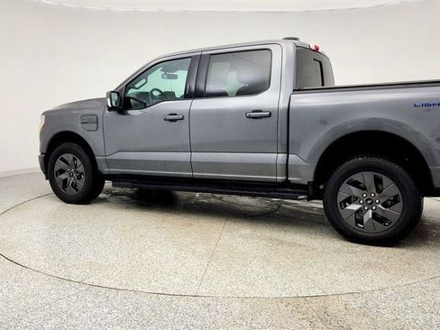 Used 2023 Ford F150 Lightning Lariat image 7