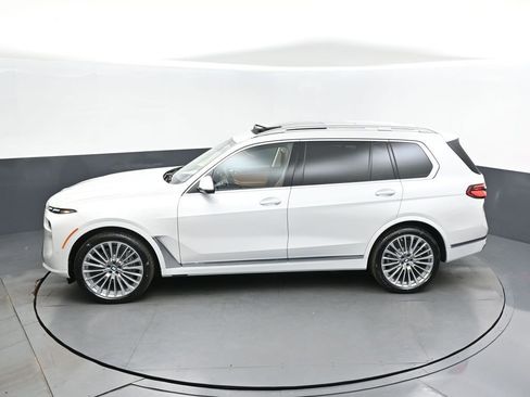 New 2026 BMW X7 xDrive40i w/ Premium Package image 33