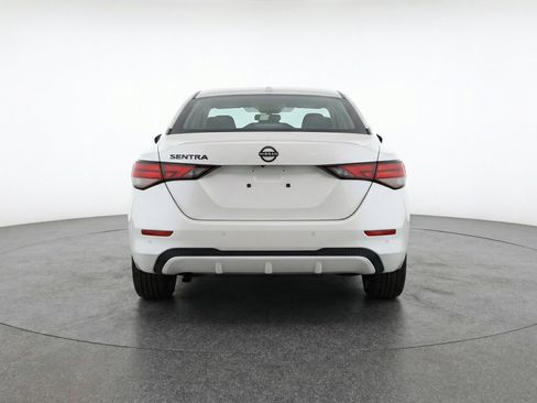 Used 2025 Nissan Sentra SV FWD image 7