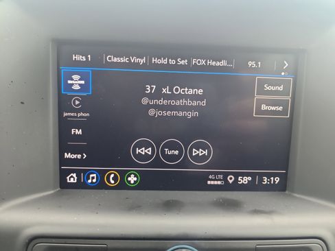 Used 2022 GMC Terrain SLE image 34