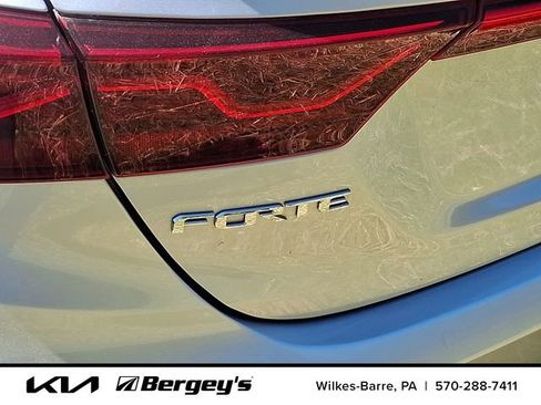 Certified 2020 Kia Forte EX w/ EX Special Edition FWD image 11