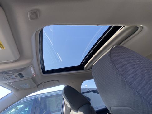 Used 2023 Toyota RAV4 XLE w/ Convenience Package image 22