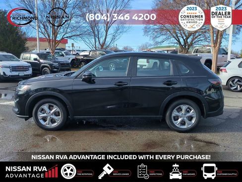 Used 2025 Honda HR-V LX image 8