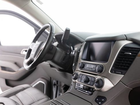 Used 2020 GMC Yukon XL Denali w/ Open Road Package AWD/4WD image 34