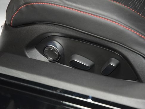 Used 2020 Chevrolet Corvette Stingray Premium Cpe w/ 3LT Preferred Equipment Group RWD image 36