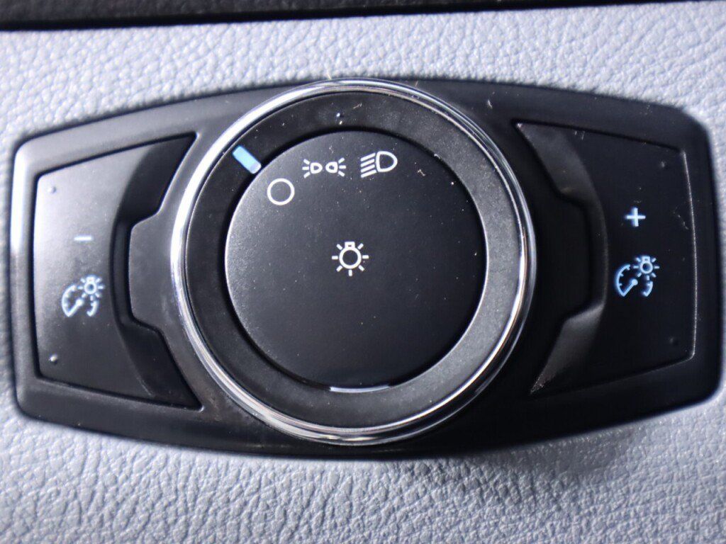 Used 2019 Ford Transit 350 148 Medium Roof RWD image 10