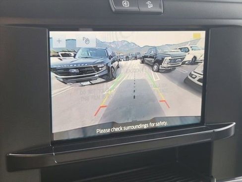 New 2026 Ford F250 XLT w/ FX4 Off-Road Package image 17