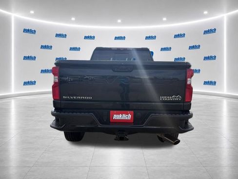 Used 2020 Chevrolet Silverado 2500 High Country w/ Technology Package AWD/4WD image 6
