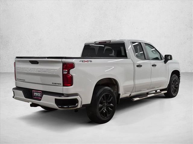 Used 2020 Chevrolet Silverado 1500 Custom w/ Custom Value Package AWD/4WD image 5