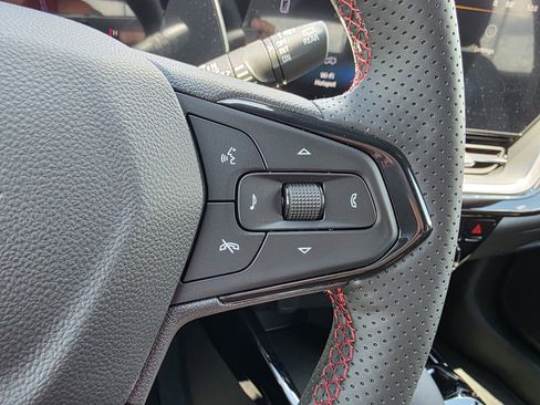 New 2026 Chevrolet Trax RS w/ Driver Confidence Package FWD image 21