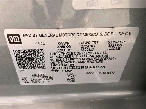 Used 2024 GMC Sierra 1500 AT4 w/ Technology Package image 33