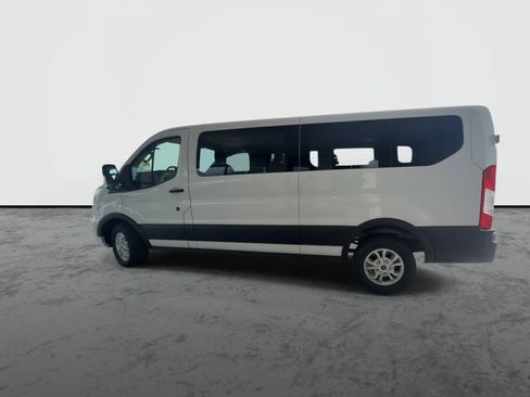 Used 2021 Ford Transit 350 XLT RWD image 5